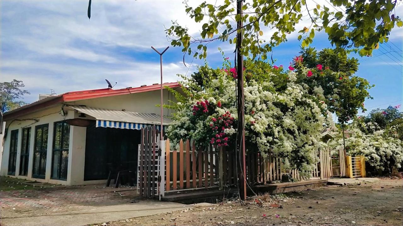 Chalet Ahaz, The Place Of Privacy With Outside Sitting Karjat Dış mekan fotoğraf